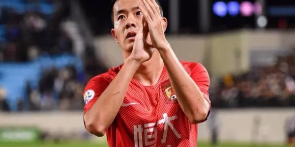 九游娱乐官网入口-意外！韦世豪为何公开直言黄博文是U23国足晋级功臣，引发热议