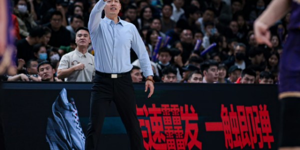 九游娱乐入口-正式回归？CBA顶级外援或加盟北控男篮，全力冲击季后赛|琼斯|张庆鹏|浙江男篮|凯-琼斯|北京首钢_新浪体育_新浪新闻