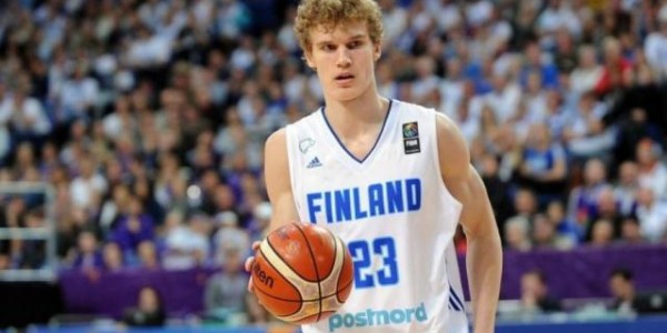 九游娱乐官网入口-马尔卡宁：被骑士交易令我情绪化 现在专注欧锦赛